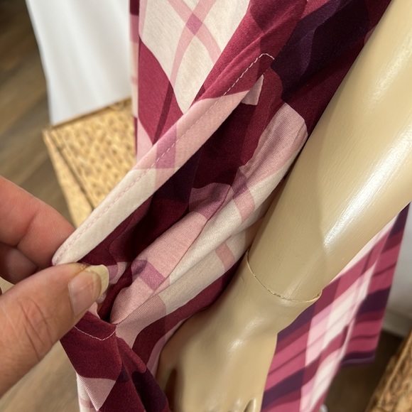 LuLaRoe Nicole Purple Plaid Dress With Pockets Size Large Cute & Sassy. - Picture 12 of 13